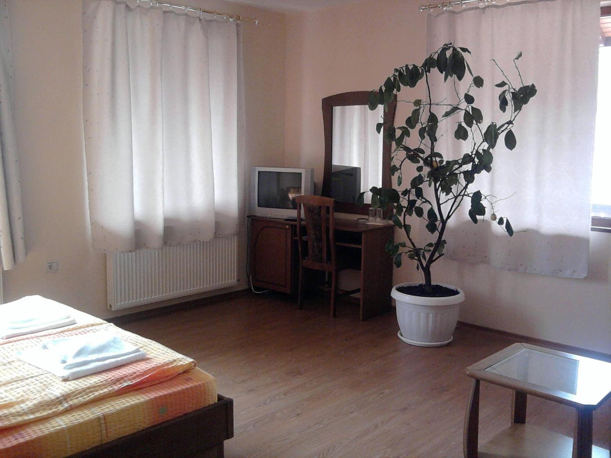 Complex Balkandzhii Apriltsi  Extérieur photo
